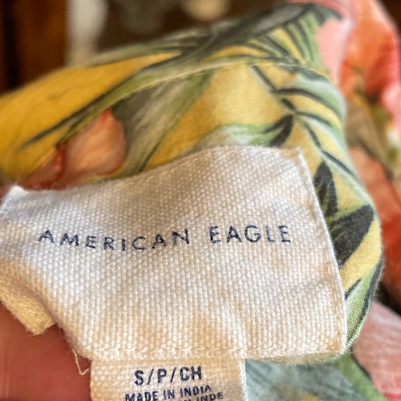 ⚡️5/$15⚡️American Eagle | Yellow Hawaiian Crop Top | S - Picture 12 of 12